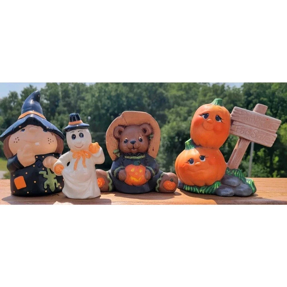 LOT OF VINTAGE HALLOWEEN CERAMIC FIGURES GHOST PUMPKINS BEAR WITCH
